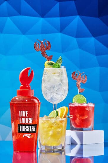 Lobster Claw Shaker